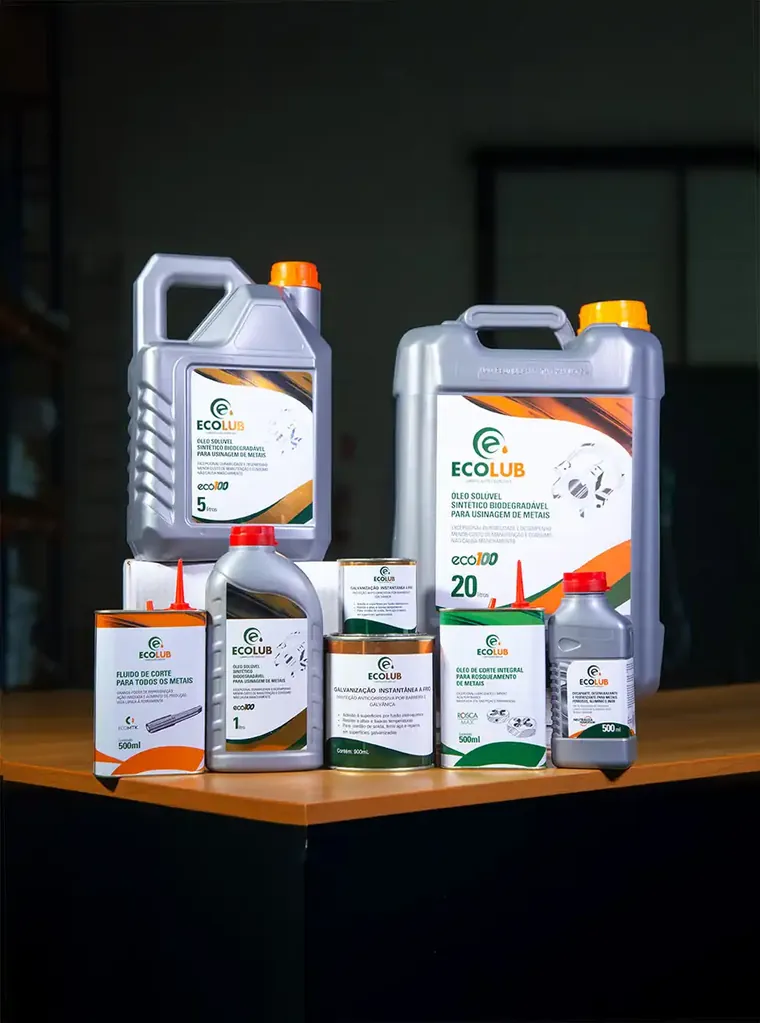 Embalagens da linha de lubrificantes industriais Ecolub